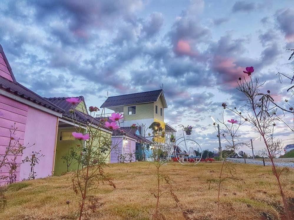 Lovely Farm Bed and Breakfast Khao Kho Εξωτερικό φωτογραφία